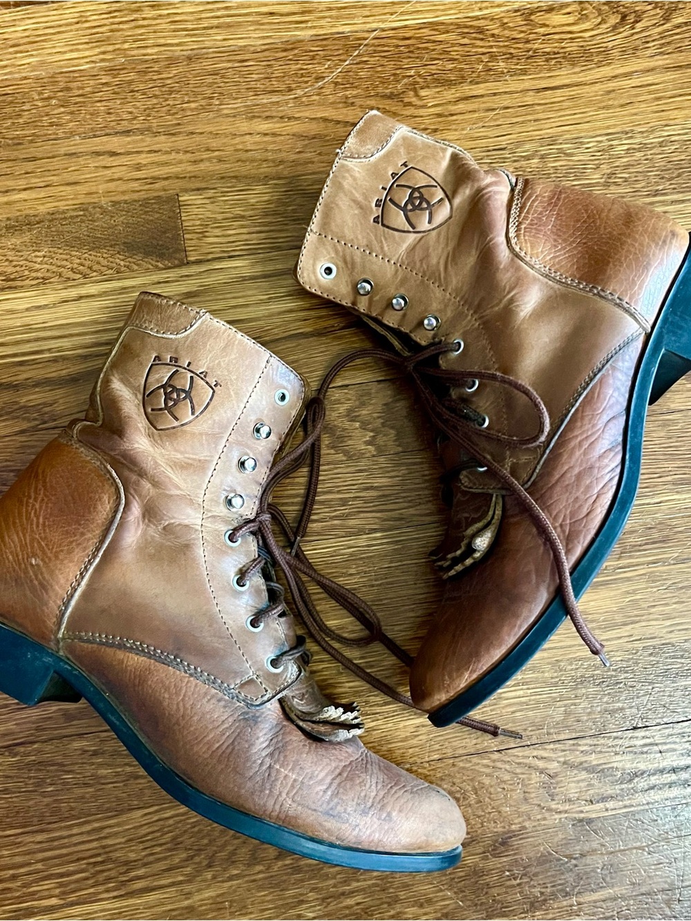 Ariat heritage kiltie racer roper boots 8 womens western rodeo prairie